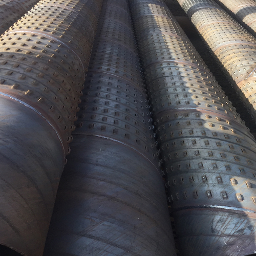 泸州孔式滤水管的材质选择